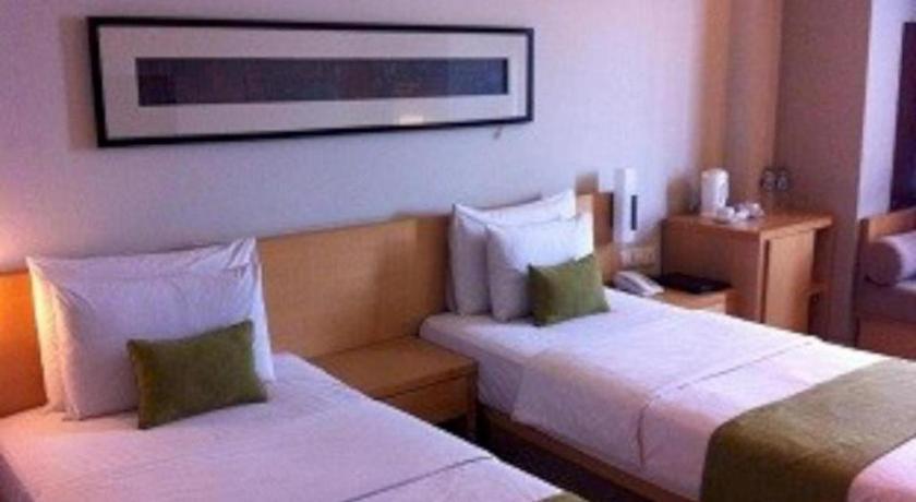 Mitra Bandung Hotel Exterior foto