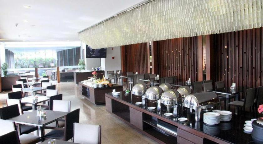 Mitra Bandung Hotel Exterior foto