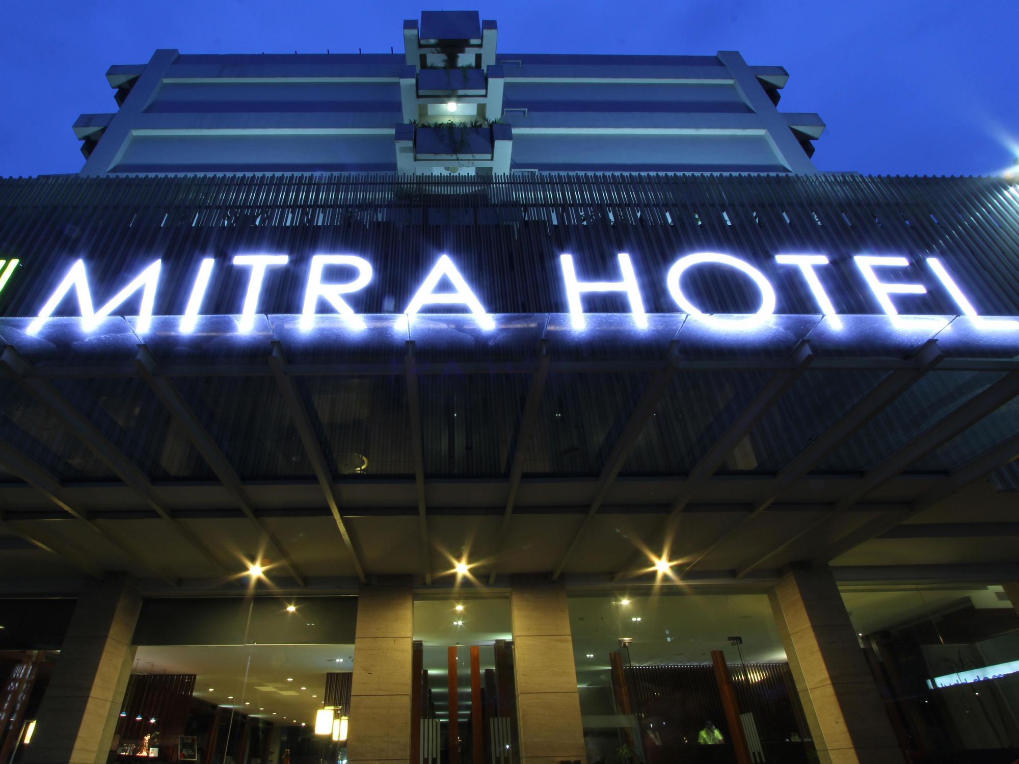 Mitra Bandung Hotel Exterior foto